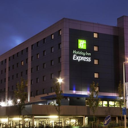 Holiday Inn Express Aberdeen - Bridge Of Don Ngoại thất bức ảnh