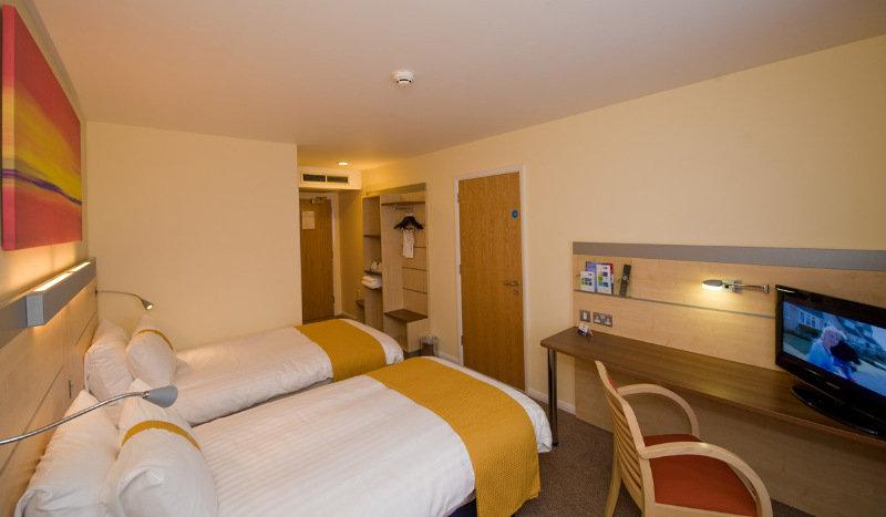 Holiday Inn Express Aberdeen - Bridge Of Don Phòng bức ảnh